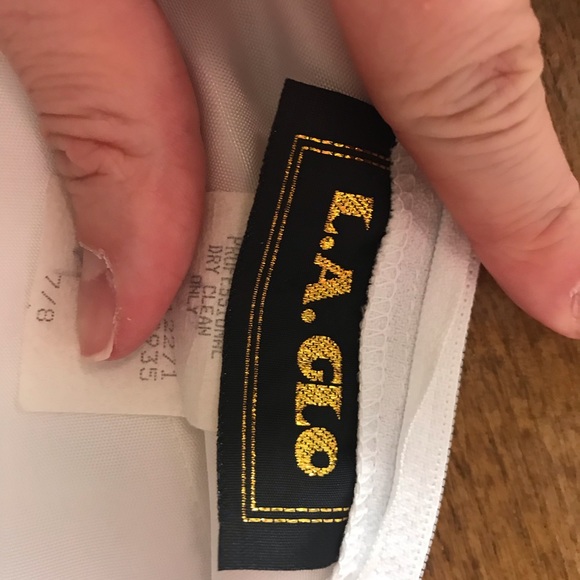 White fitted long Prom dress with feathers at top - Picture 4 of 4